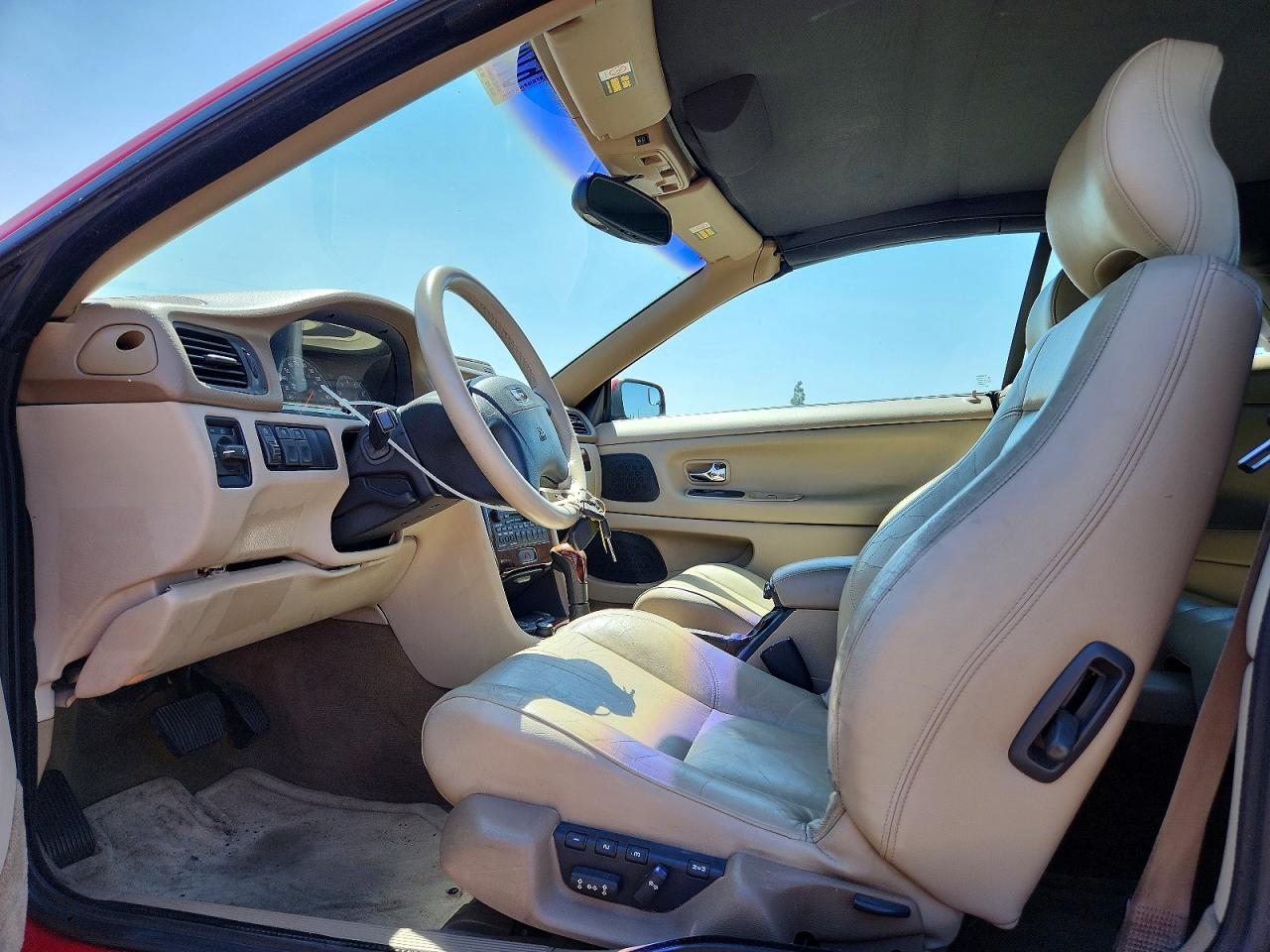 2002 VOLVO C70