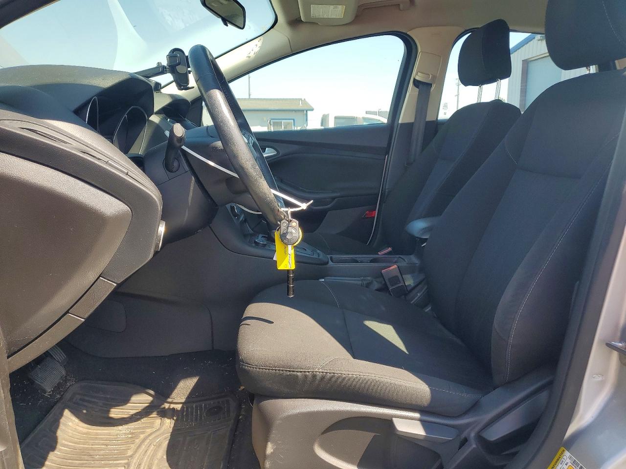 2016 FORD FOCUS