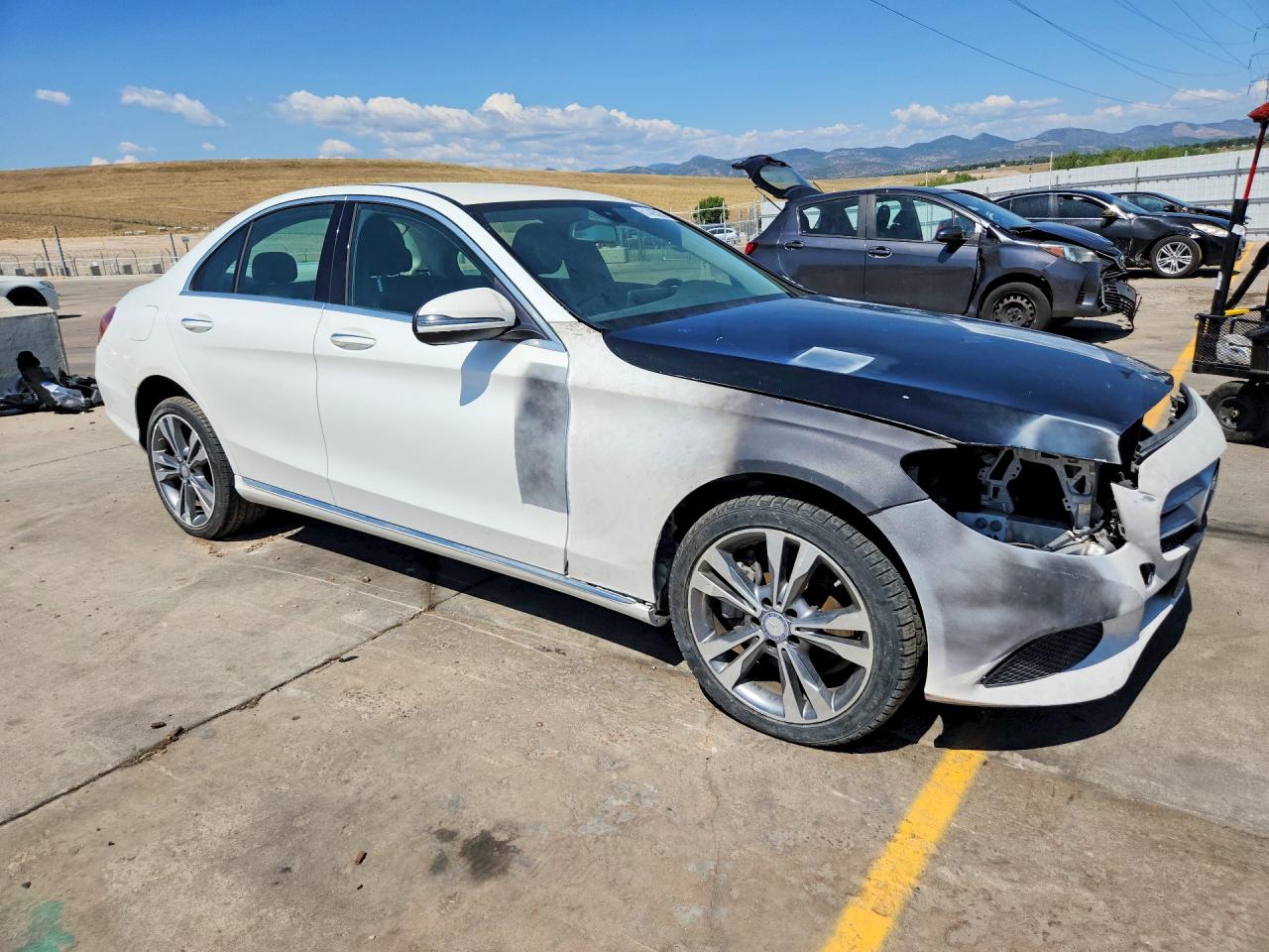 2016 MERCEDES-BENZ C-CLASS