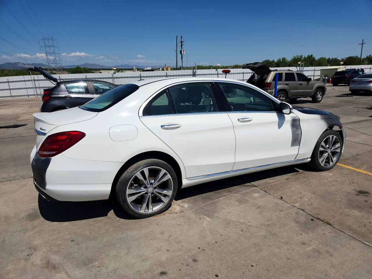 2016 MERCEDES-BENZ C-CLASS