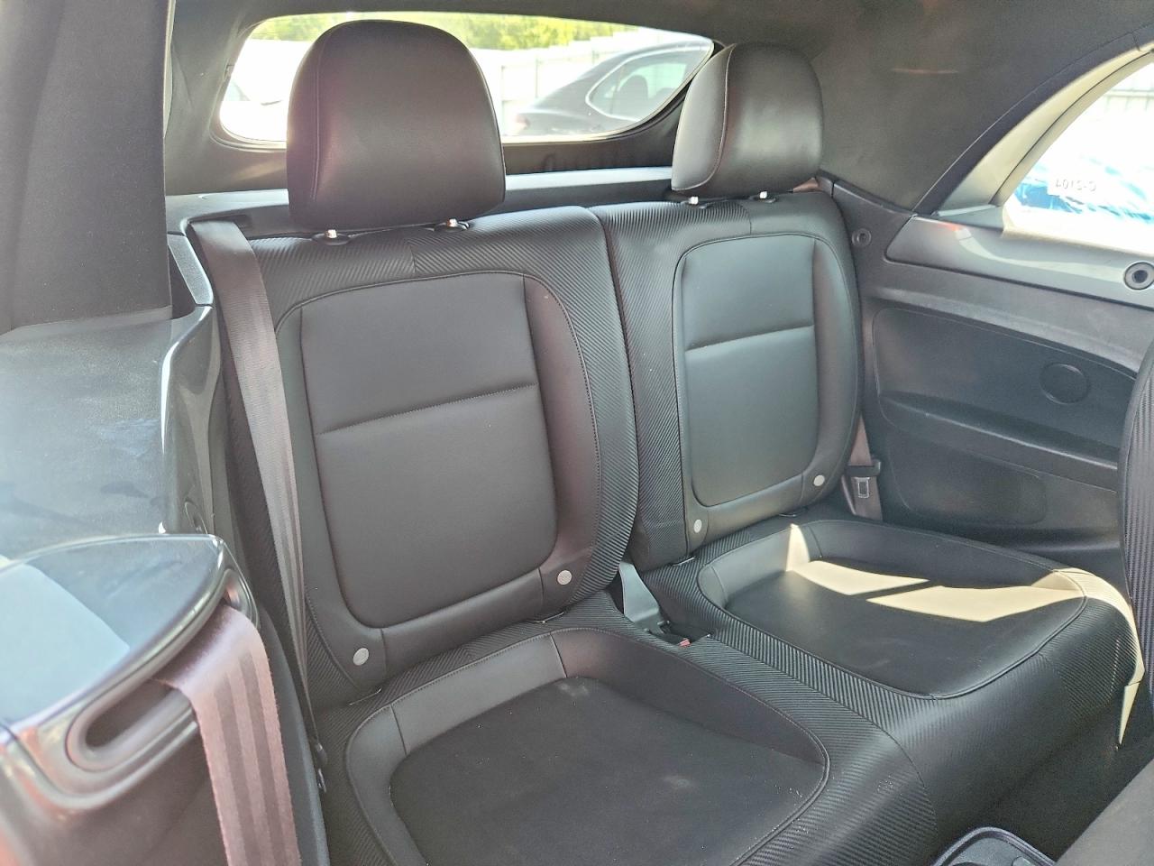 2016 VOLKSWAGEN BEETLE