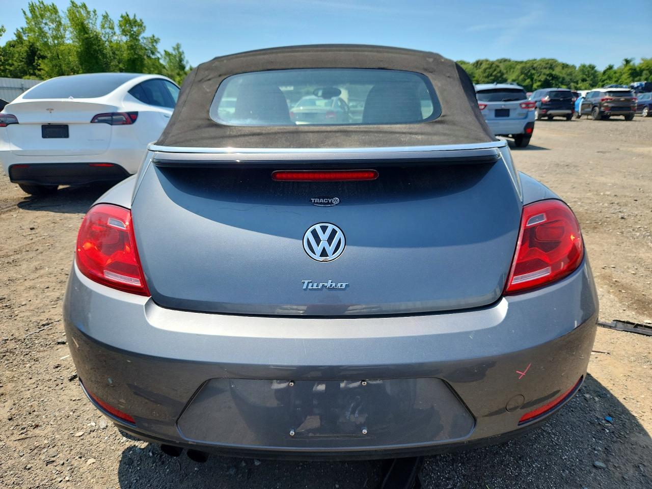 2016 VOLKSWAGEN BEETLE