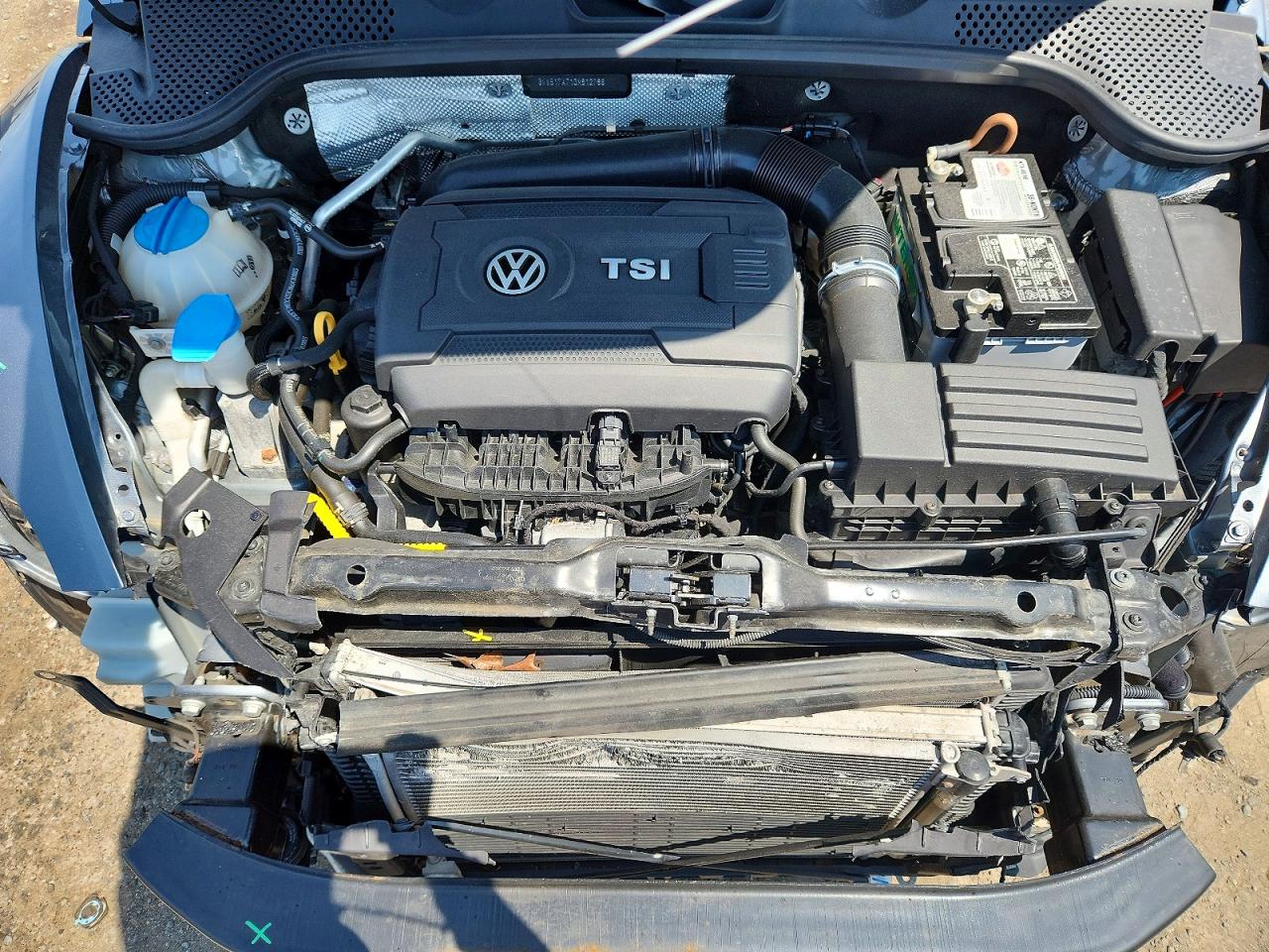 2016 VOLKSWAGEN BEETLE