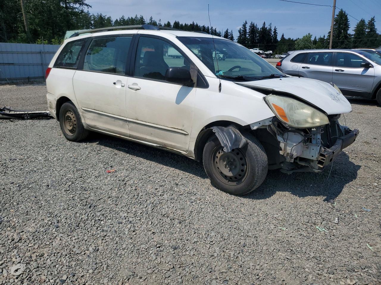 2005 TOYOTA SIENNA