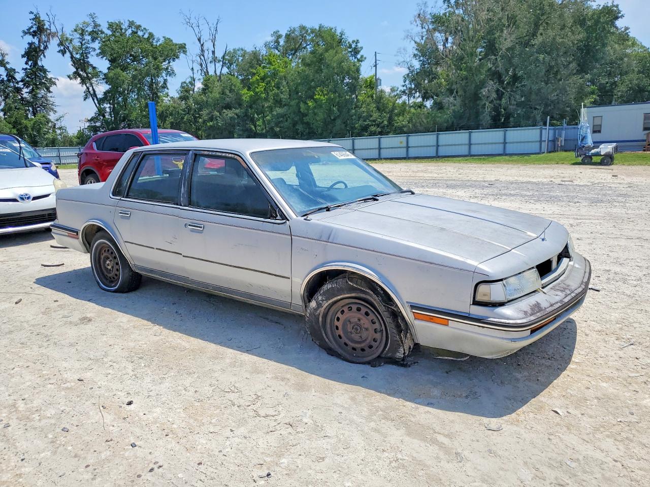 1988 OLDSMOBILE CUTLASS
