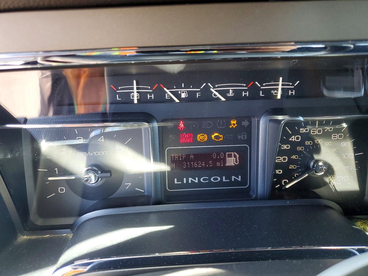 2011 LINCOLN NAVIGATOR