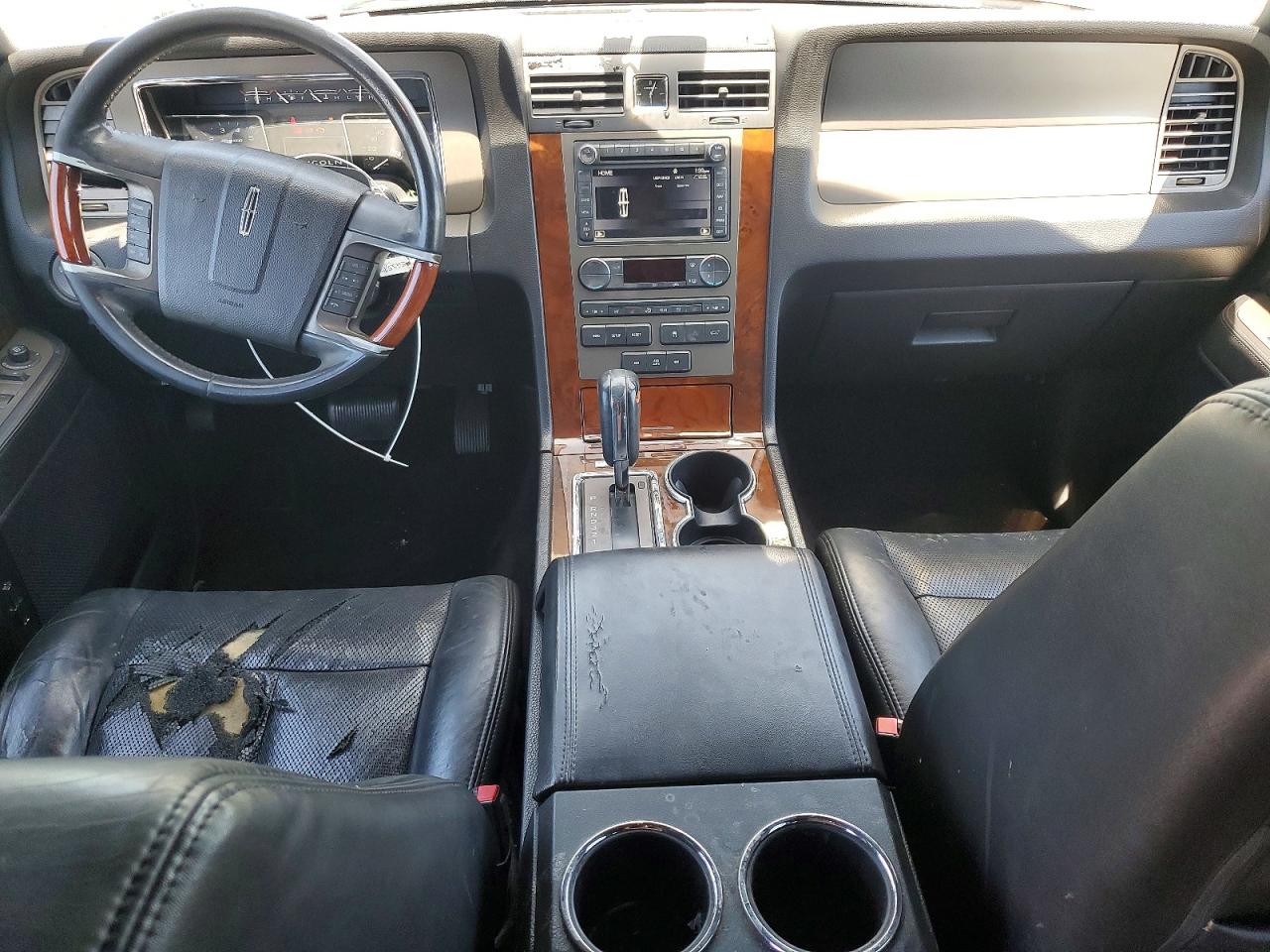 2011 LINCOLN NAVIGATOR