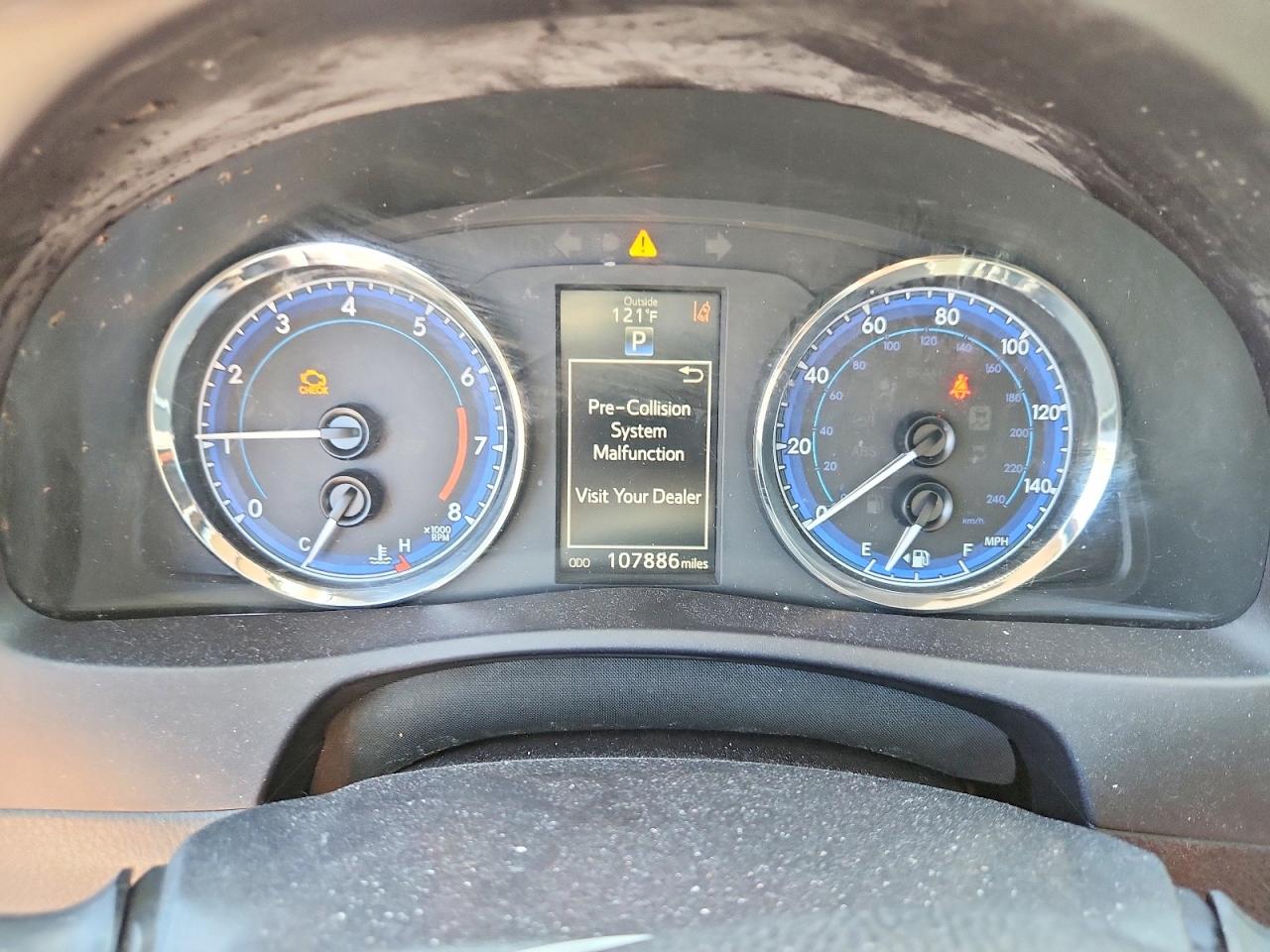 2018 TOYOTA COROLLA