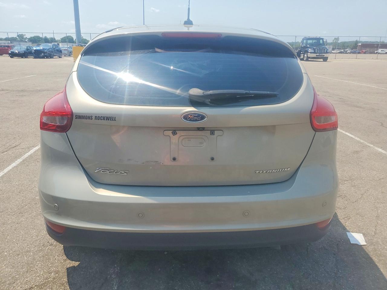 2016 FORD FOCUS