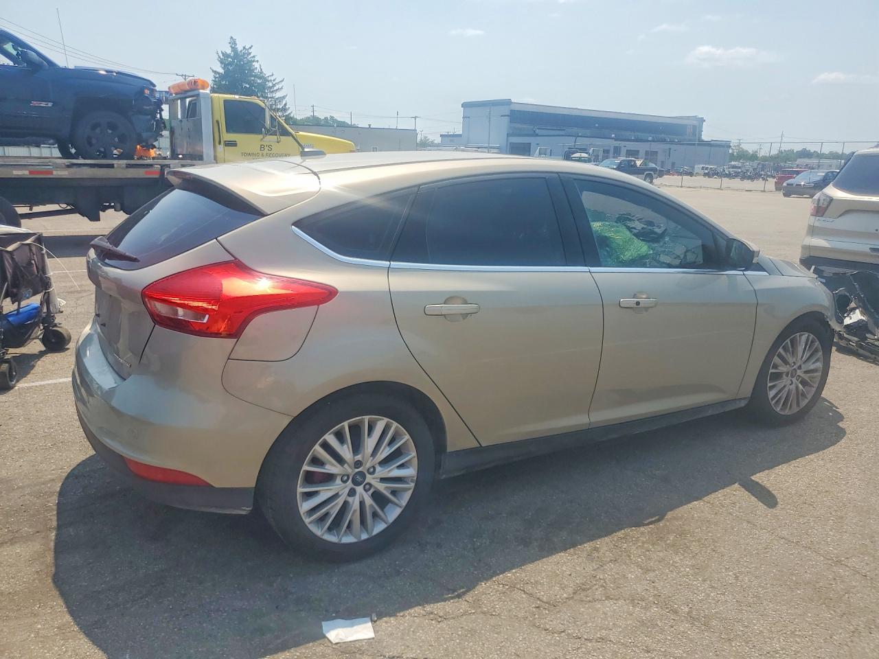 2016 FORD FOCUS