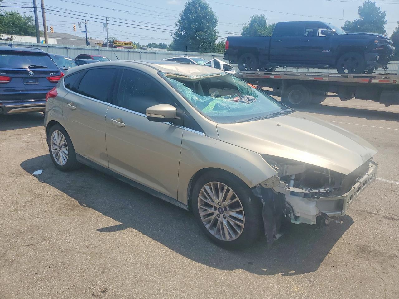 2016 FORD FOCUS