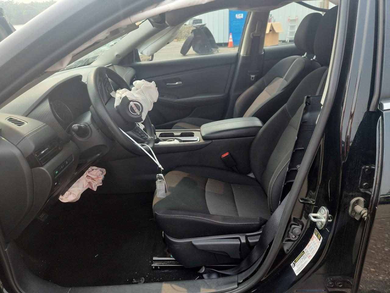 2025 NISSAN SENTRA