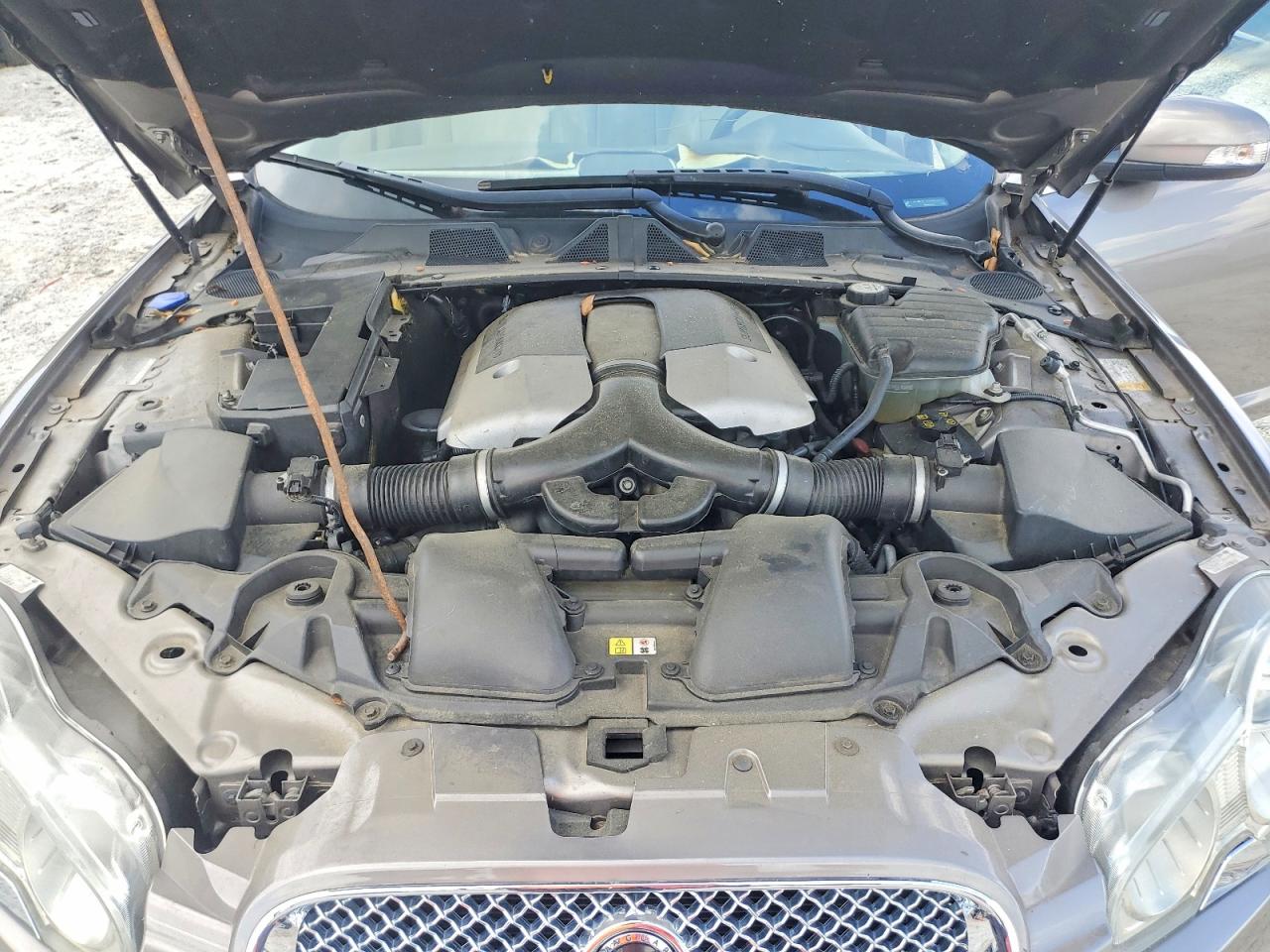 2009 JAGUAR XF
