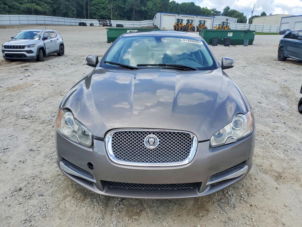 2009 JAGUAR XF
