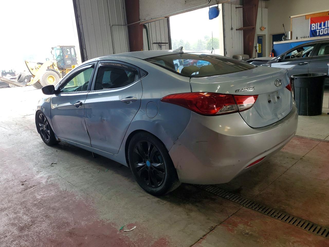2012 HYUNDAI ELANTRA