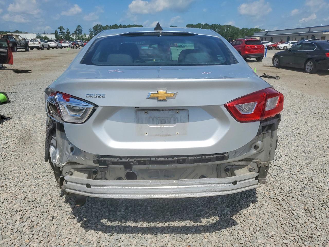 2018 CHEVROLET CRUZE