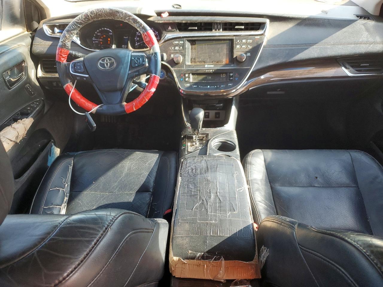 2014 TOYOTA AVALON