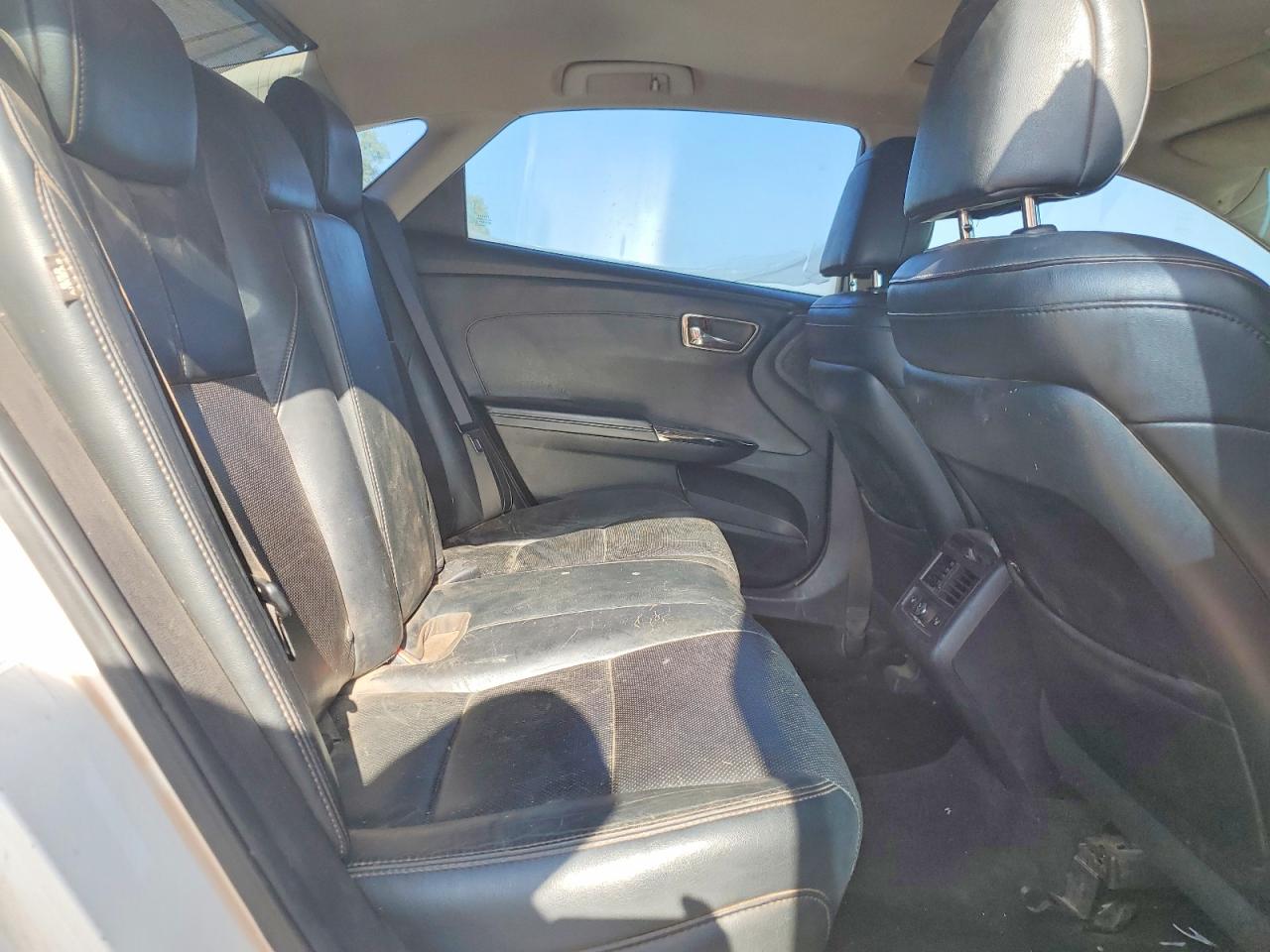 2014 TOYOTA AVALON