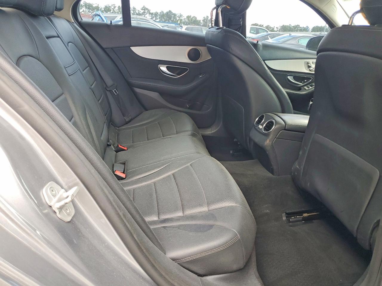 2015 MERCEDES-BENZ C-CLASS