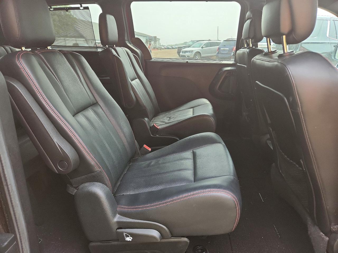 2017 DODGE CARAVAN