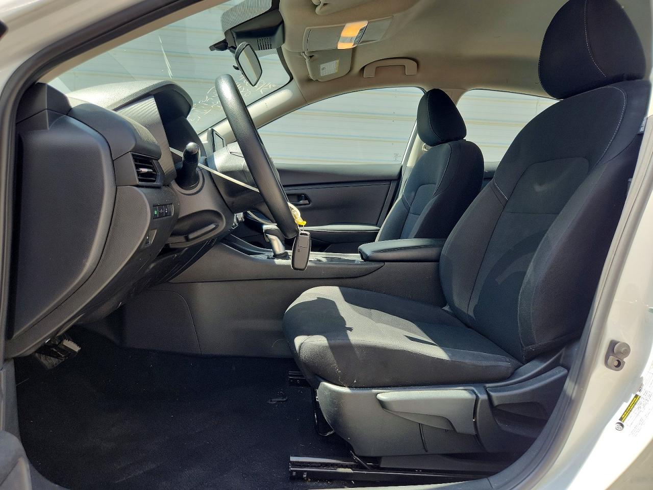 2025 NISSAN SENTRA