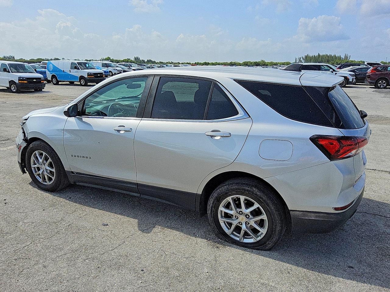 2022 CHEVROLET EQUINOX