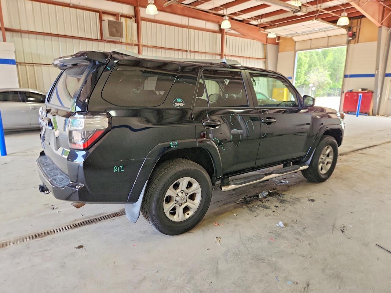 2017 TOYOTA 4RUNNER