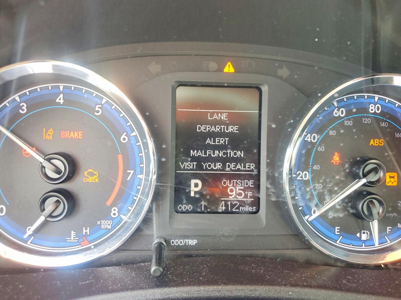 2017 TOYOTA COROLLA
