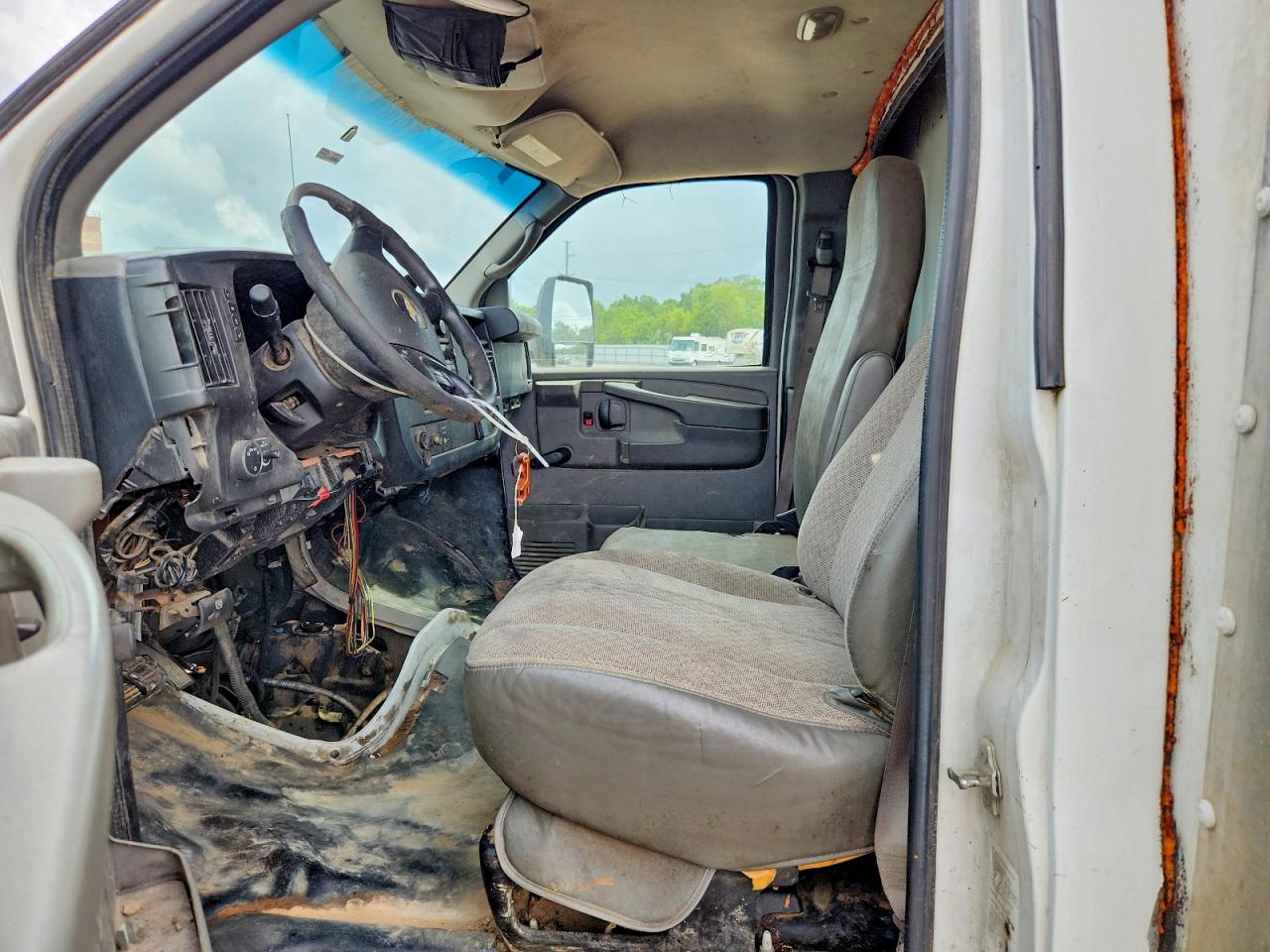 2015 CHEVROLET EXPRESS