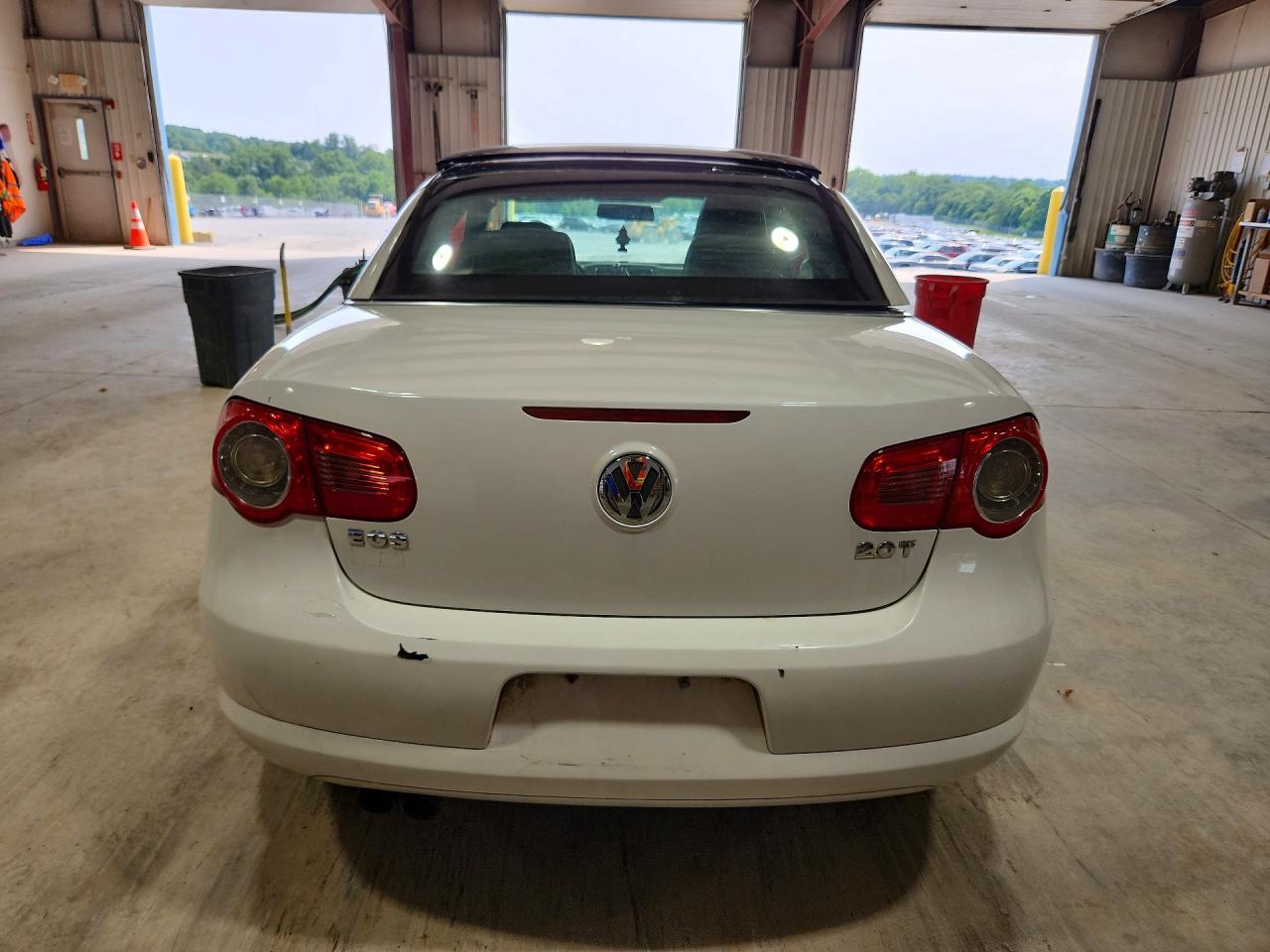 2009 VOLKSWAGEN EOS