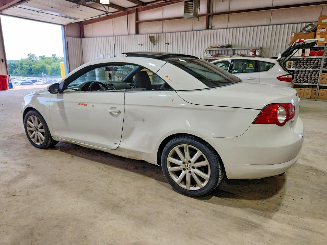 2009 VOLKSWAGEN EOS