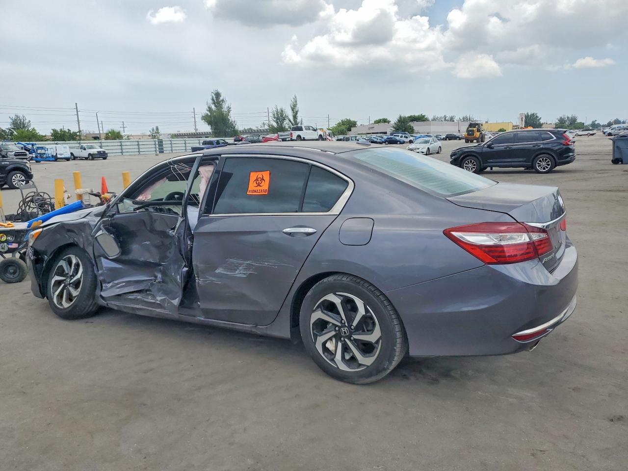 2017 HONDA ACCORD
