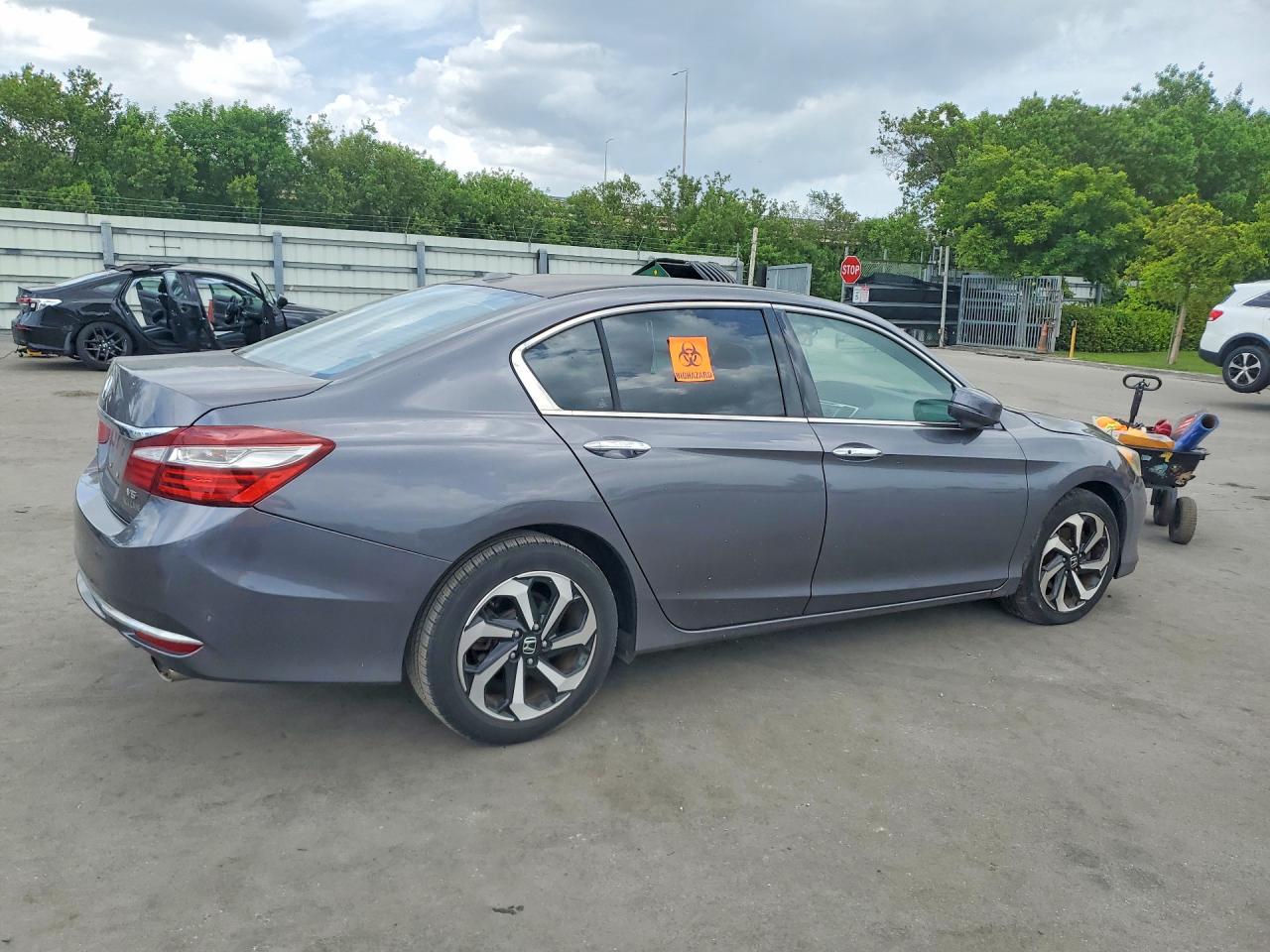 2017 HONDA ACCORD