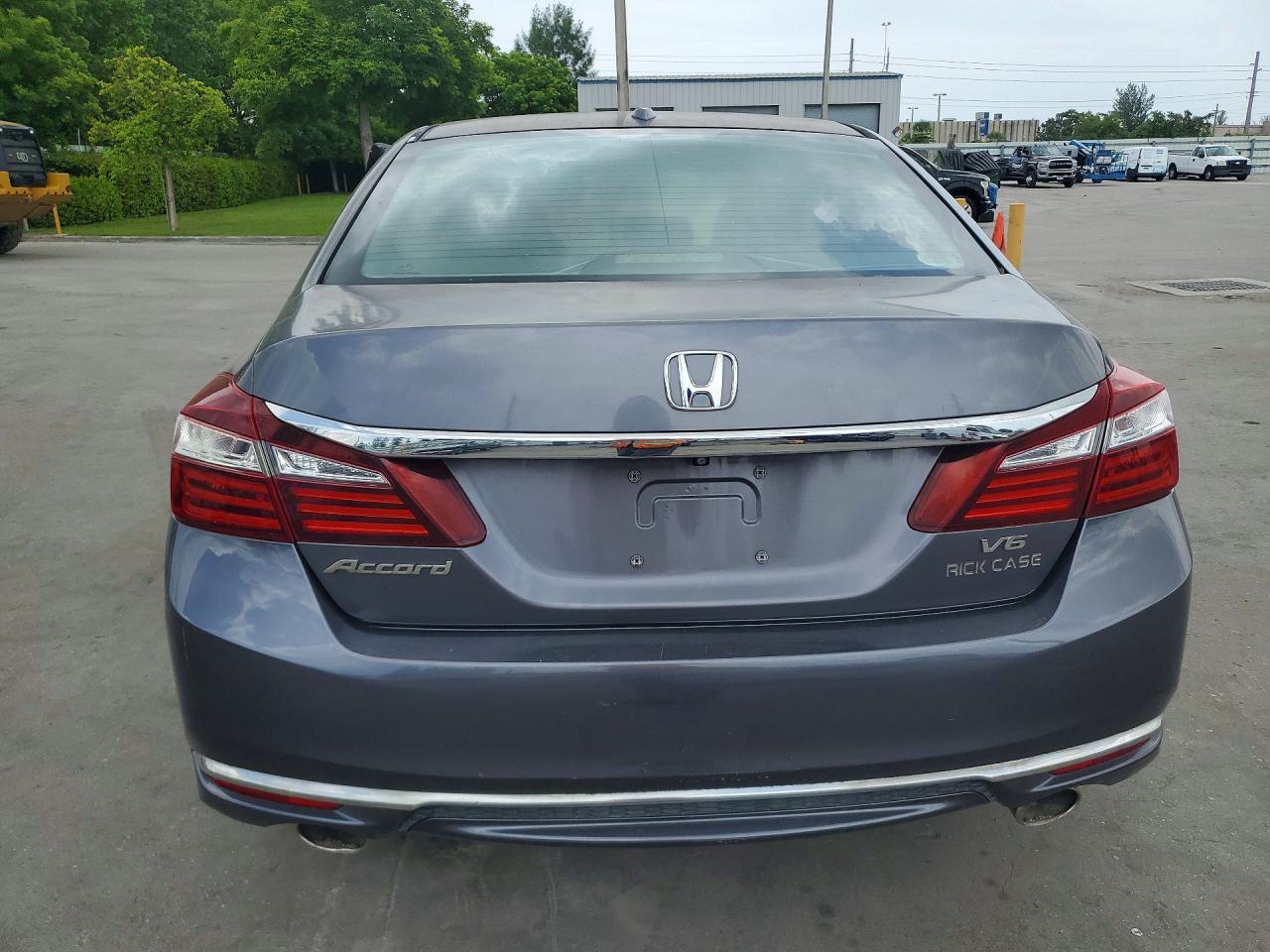 2017 HONDA ACCORD