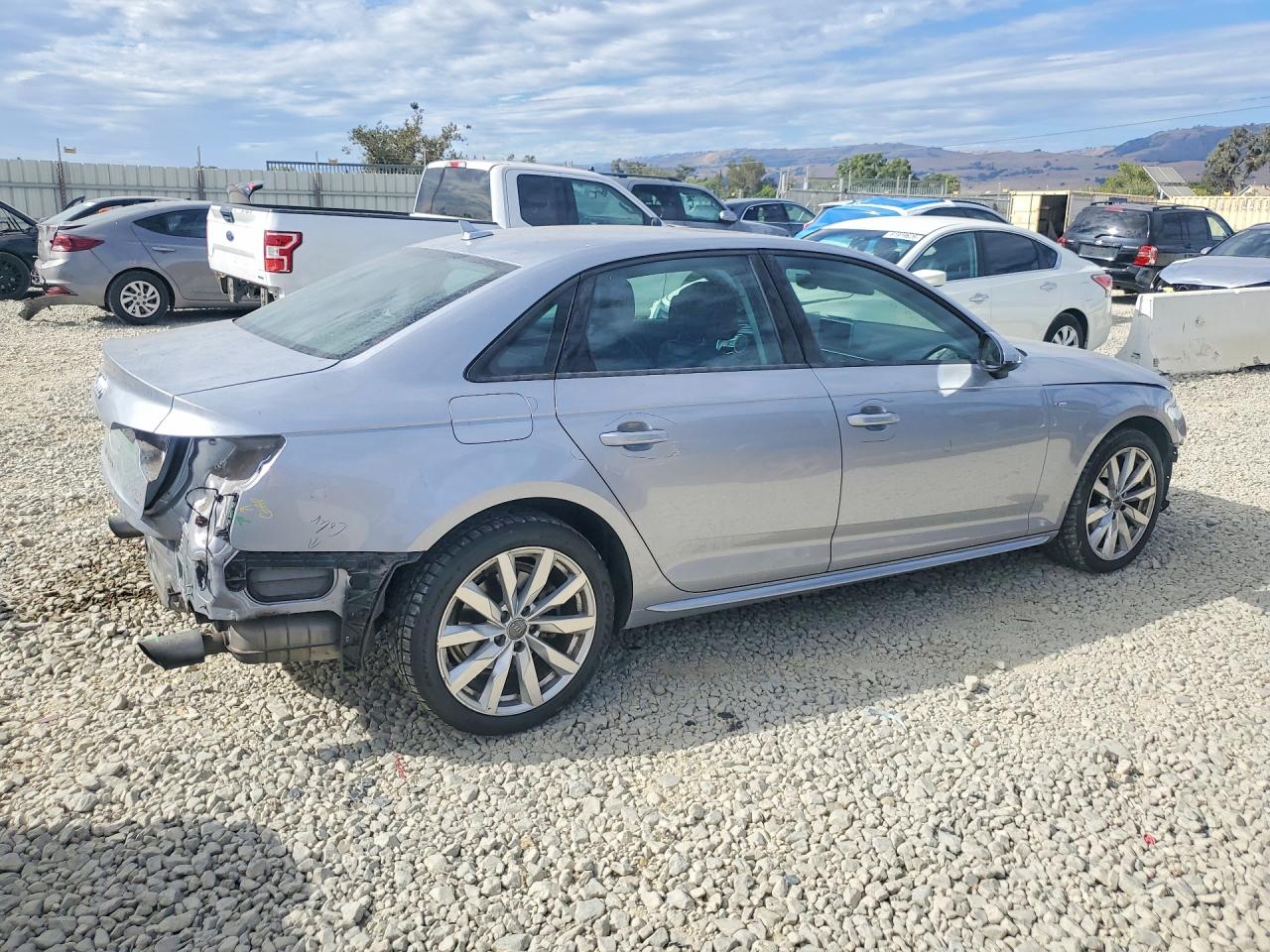 2018 AUDI A4