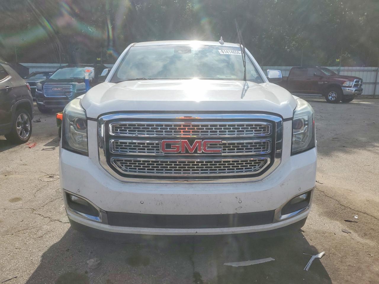 2017 GMC YUKON