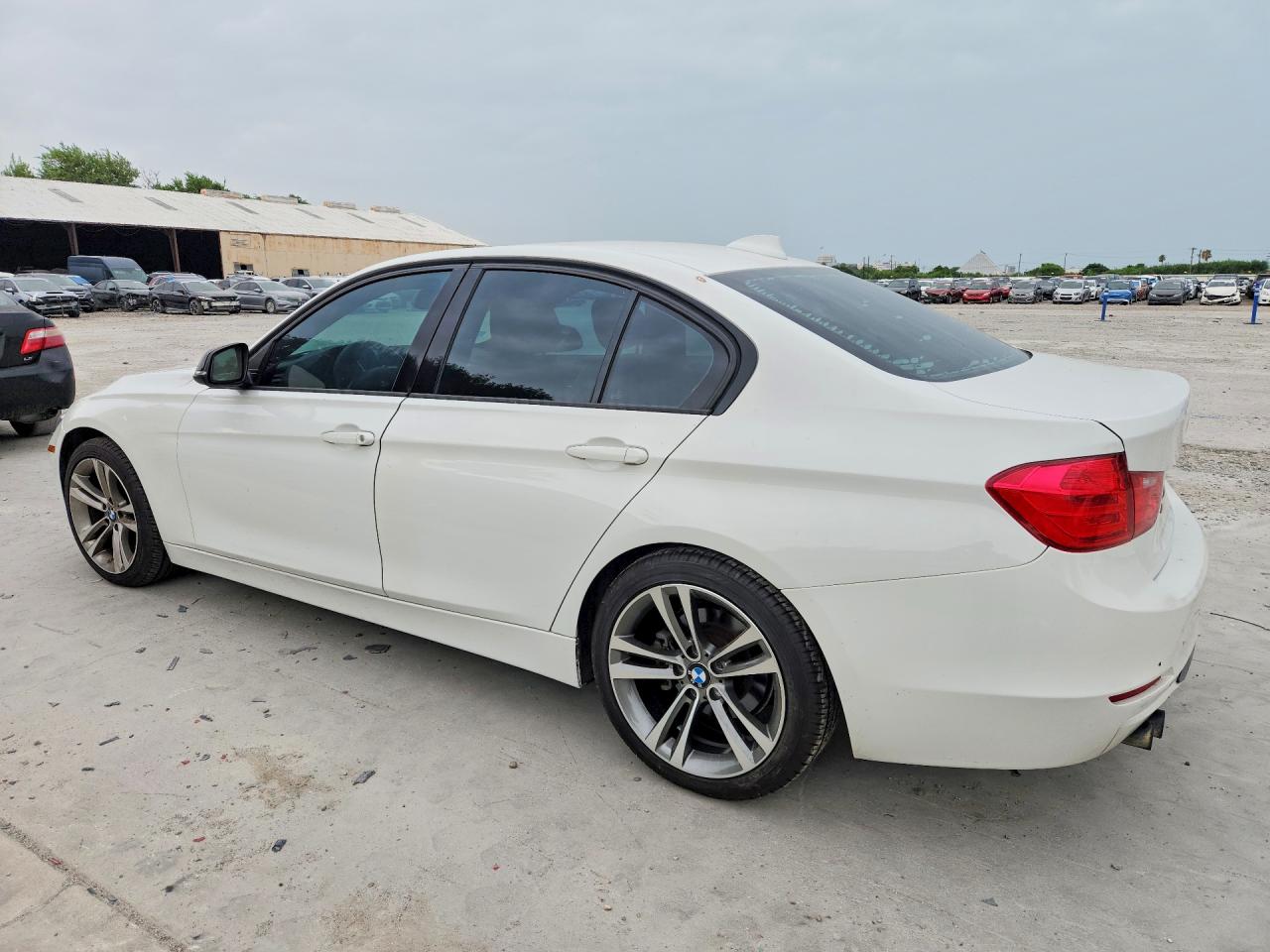 2013 BMW 3 SERIES