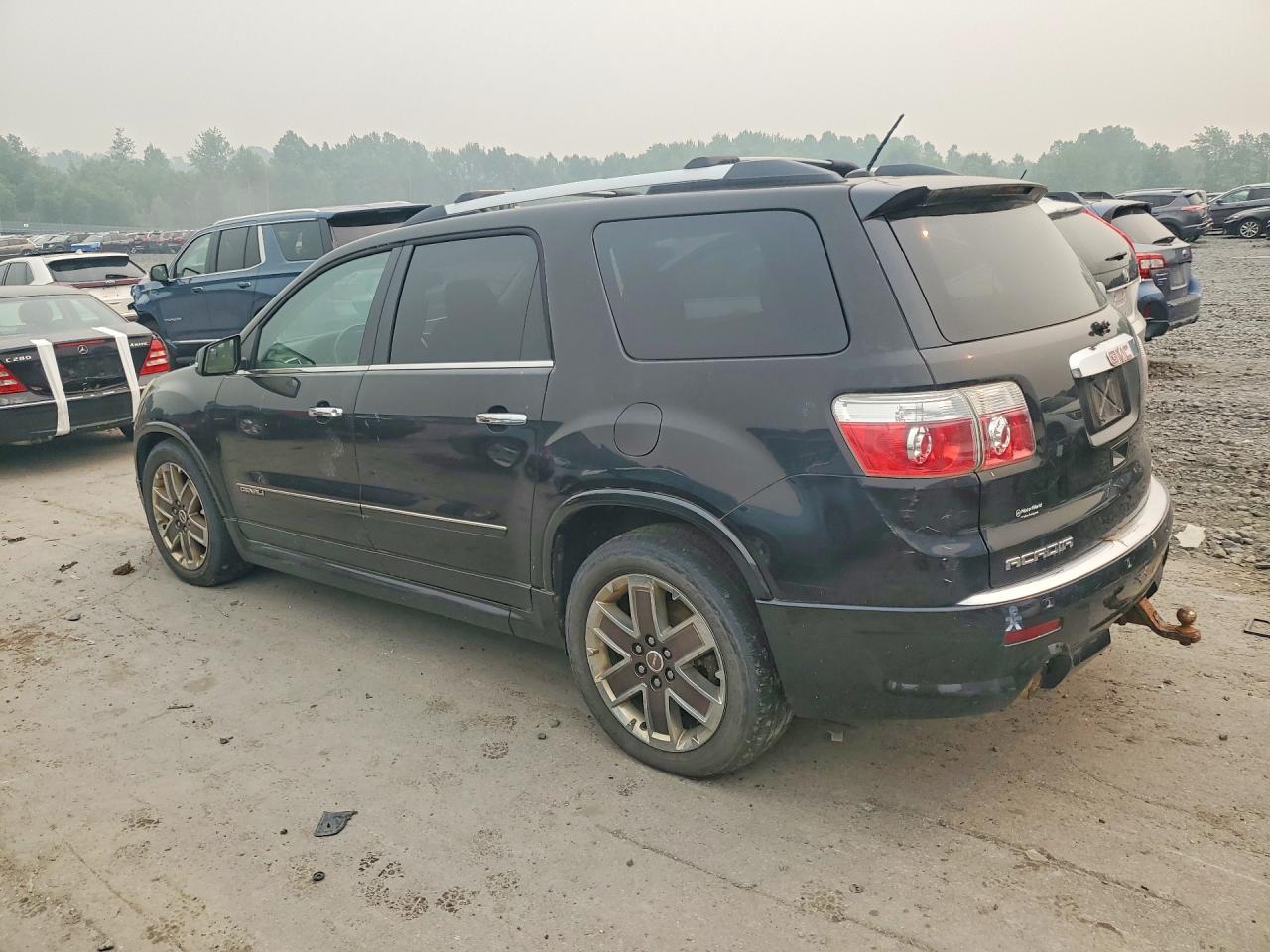 2012 GMC ACADIA DEN