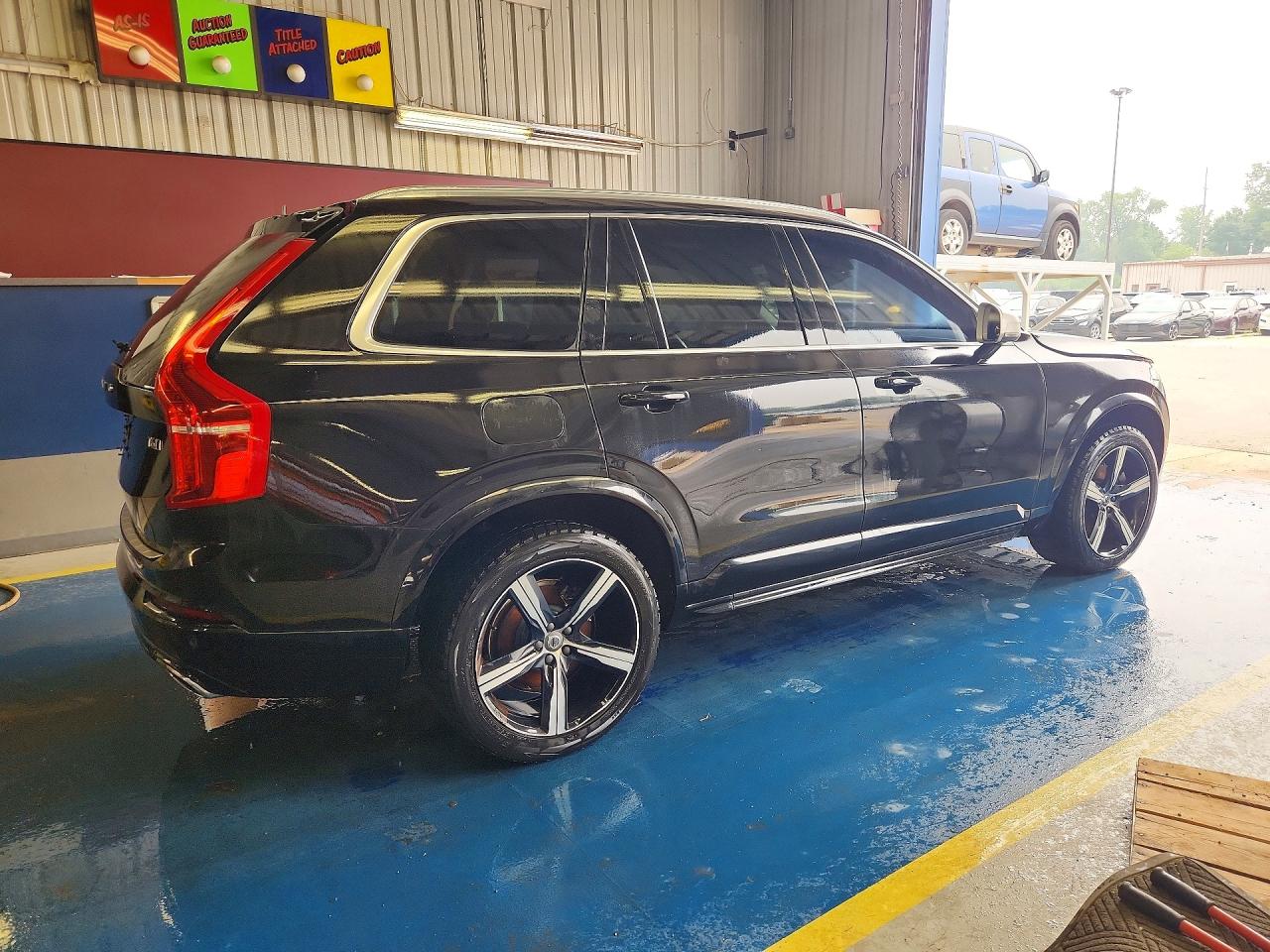 2016 VOLVO XC90