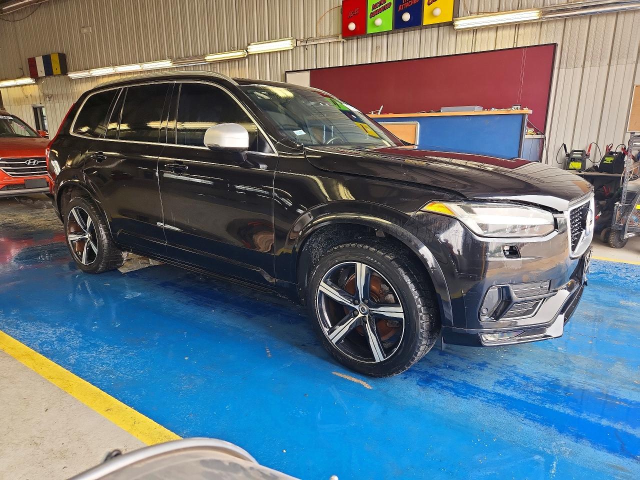 2016 VOLVO XC90
