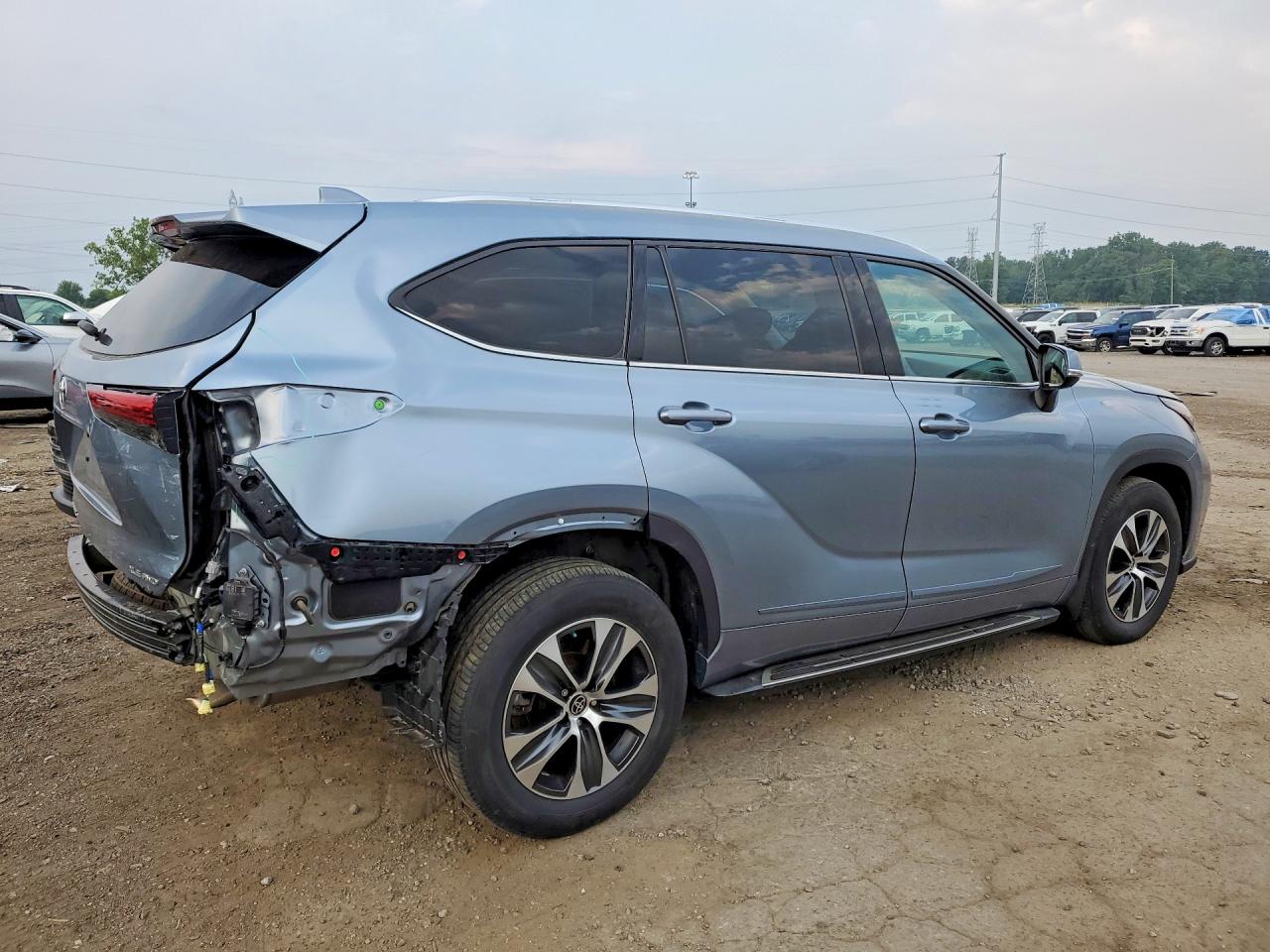 2021 TOYOTA HIGHLANDER