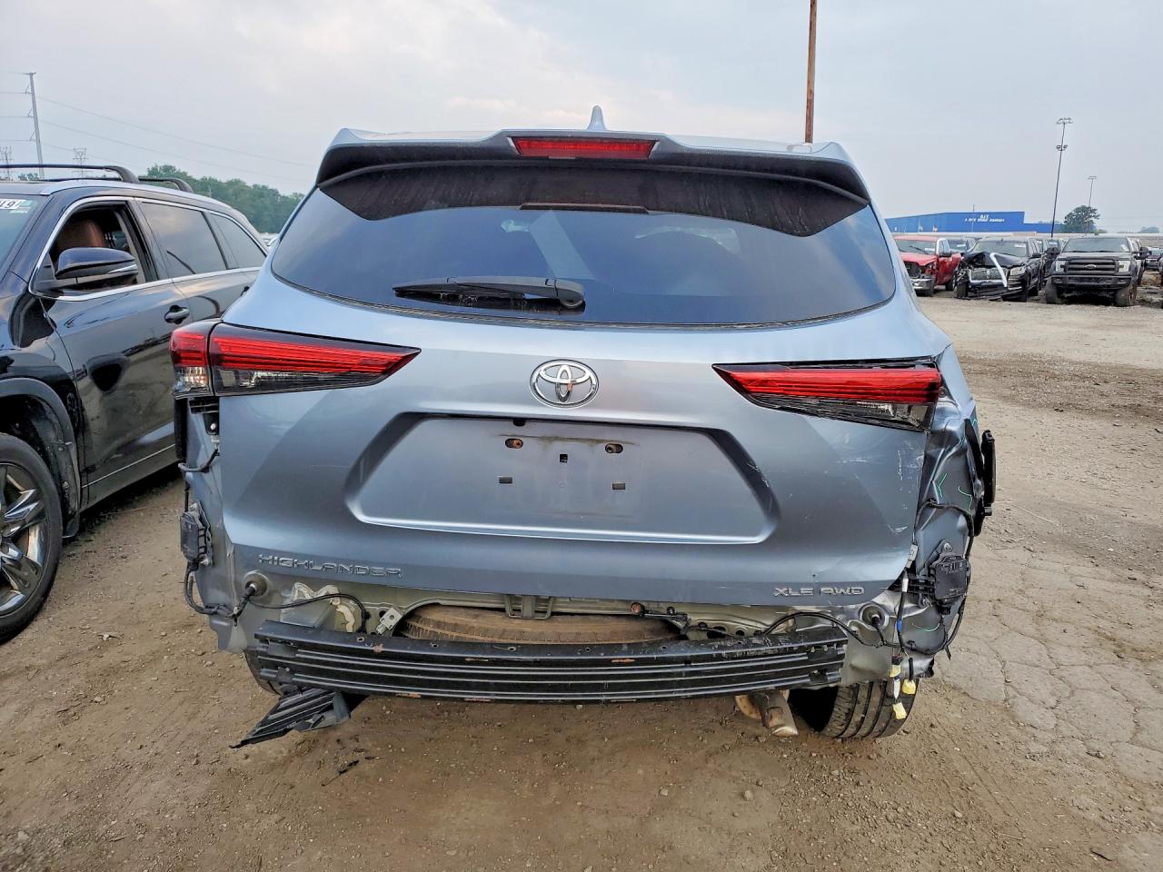 2021 TOYOTA HIGHLANDER