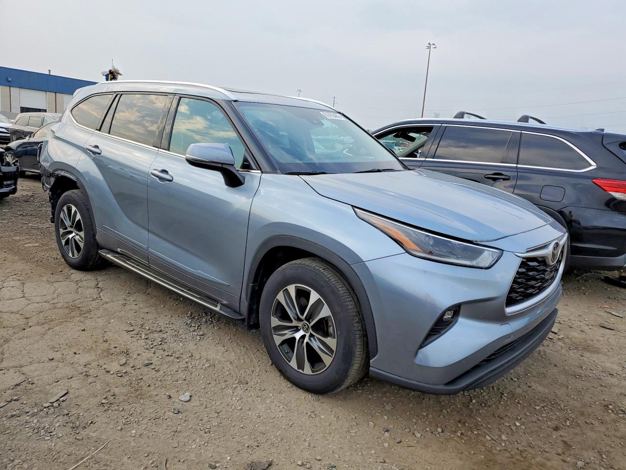 2021 TOYOTA HIGHLANDER