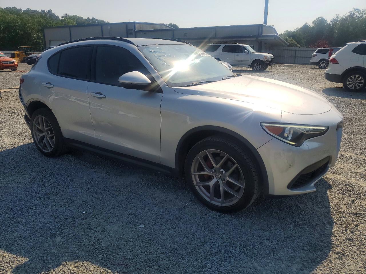 2018 ALFA ROMEO STELVIO