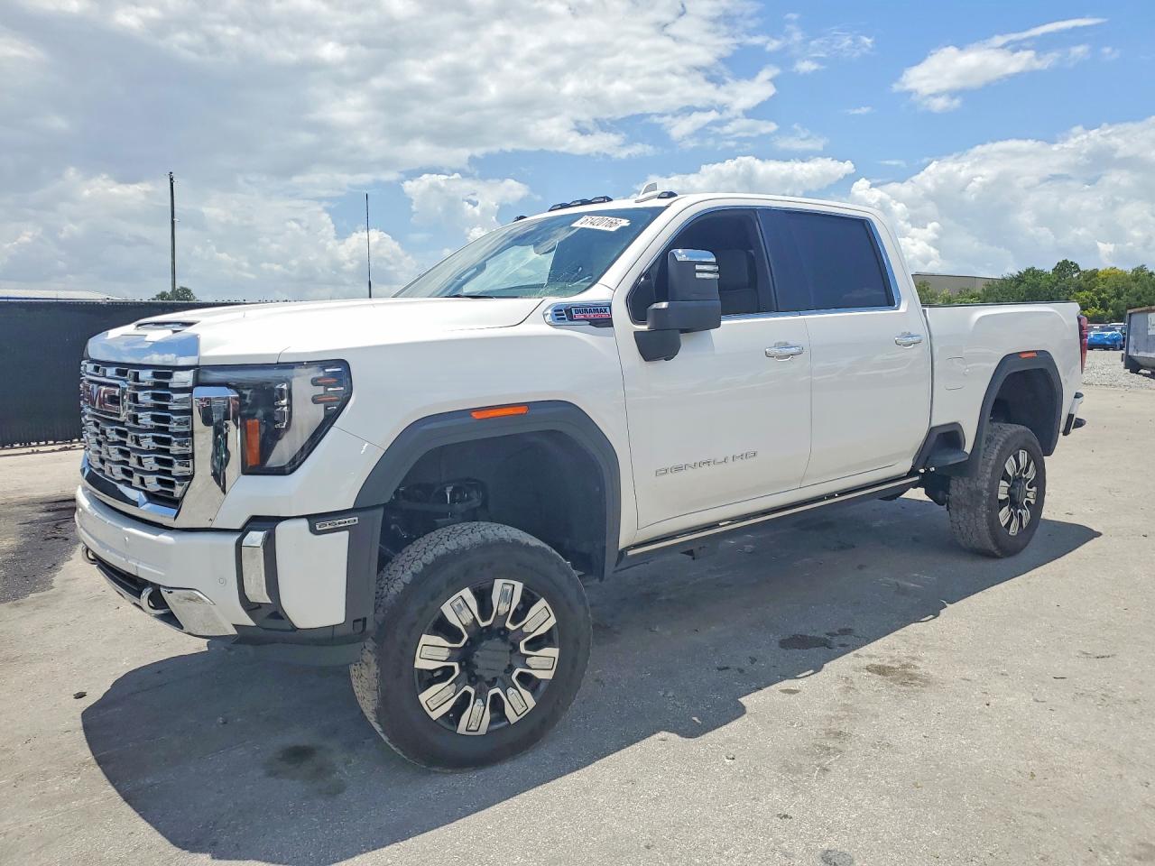 2024 GMC SIERRA