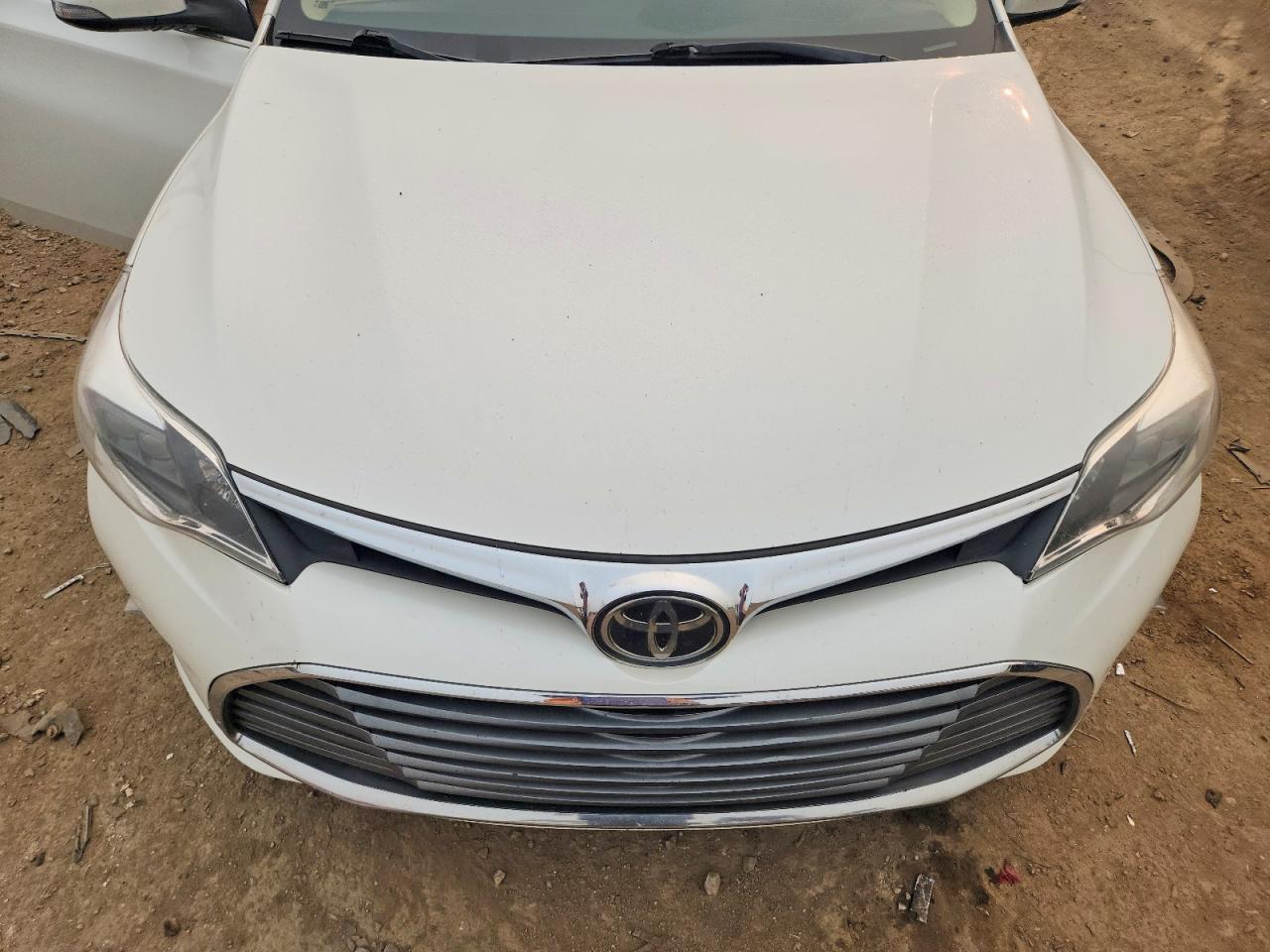 2018 TOYOTA AVALON