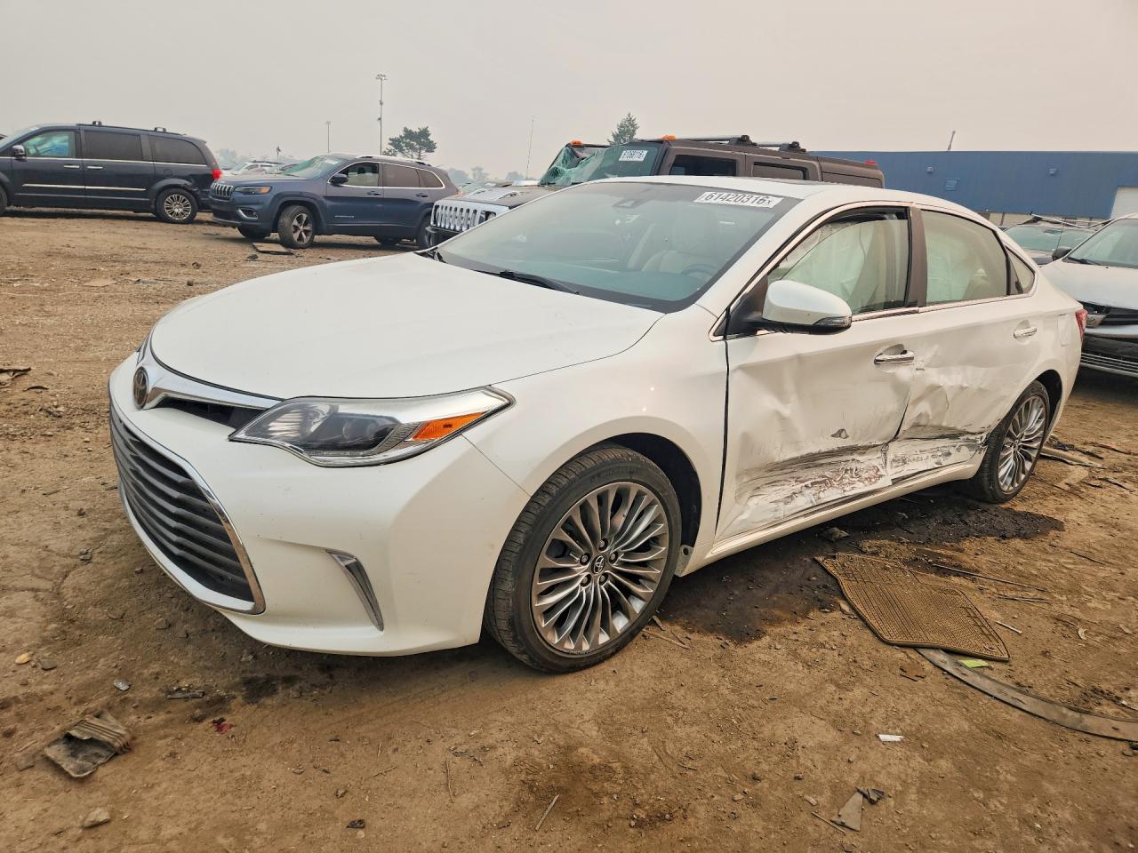 2018 TOYOTA AVALON