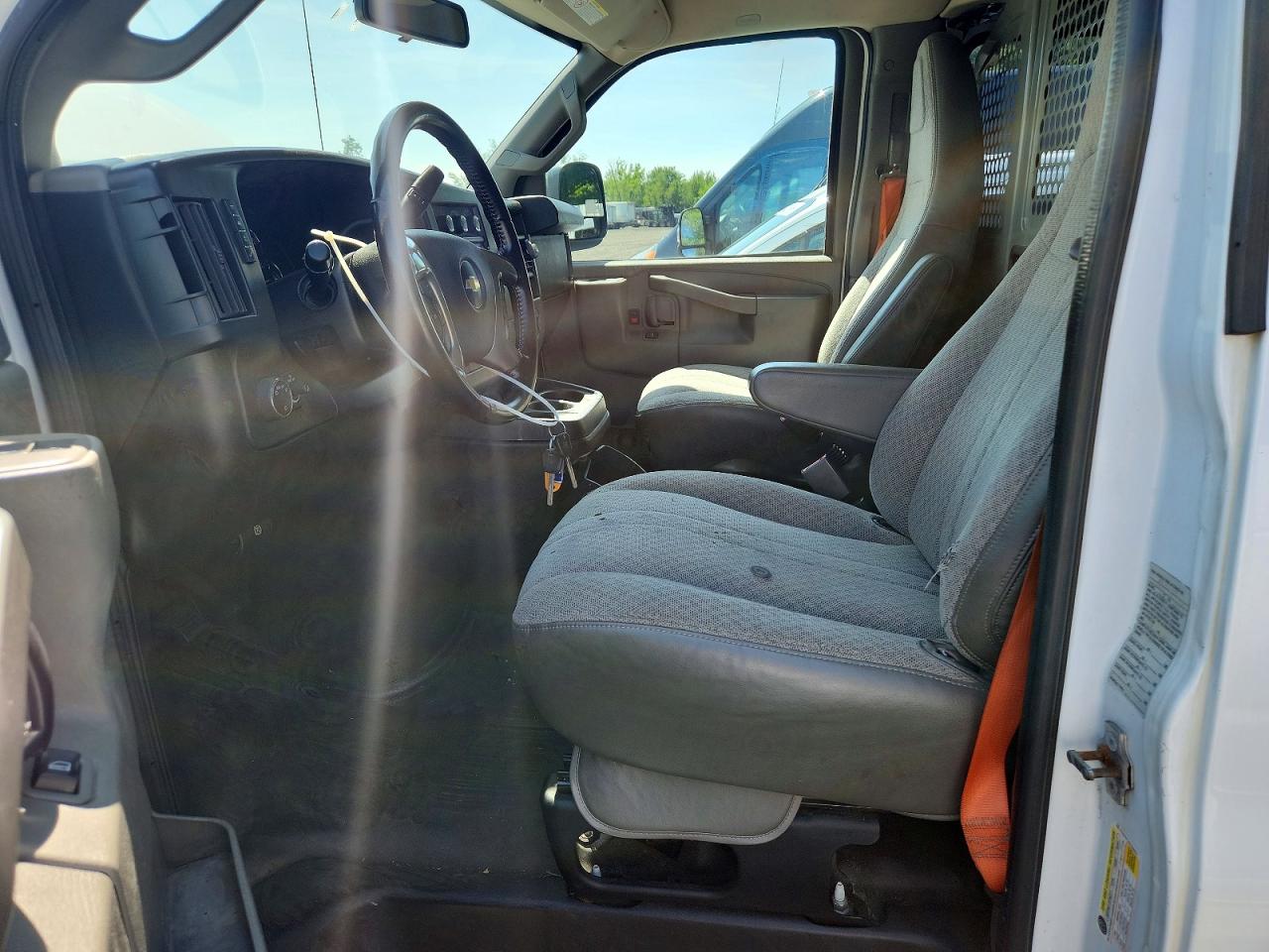 2017 CHEVROLET EXPRESS