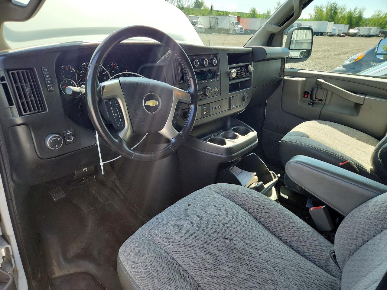 2017 CHEVROLET EXPRESS