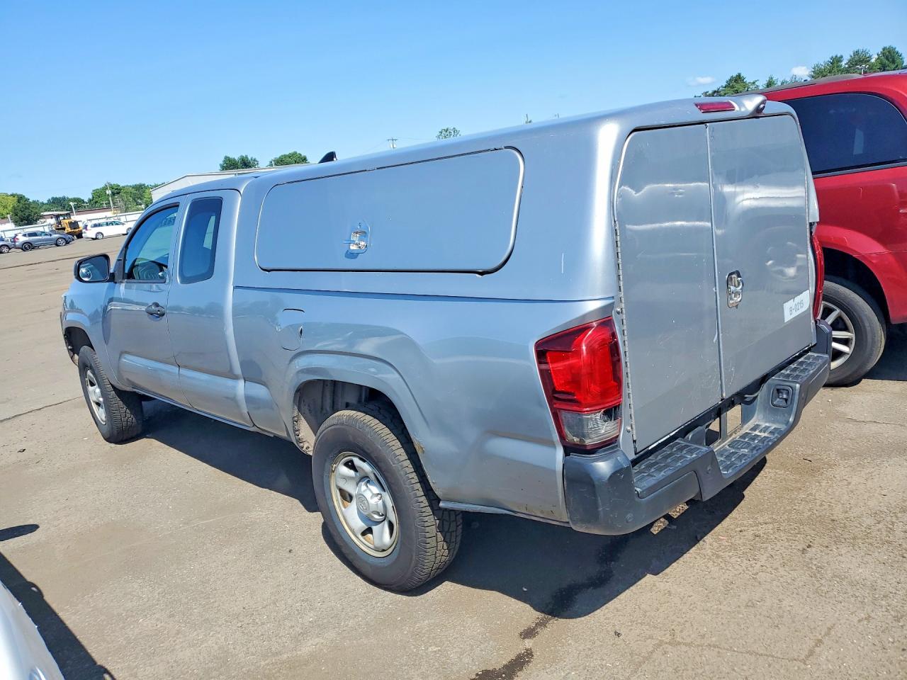 2018 TOYOTA TACOMA